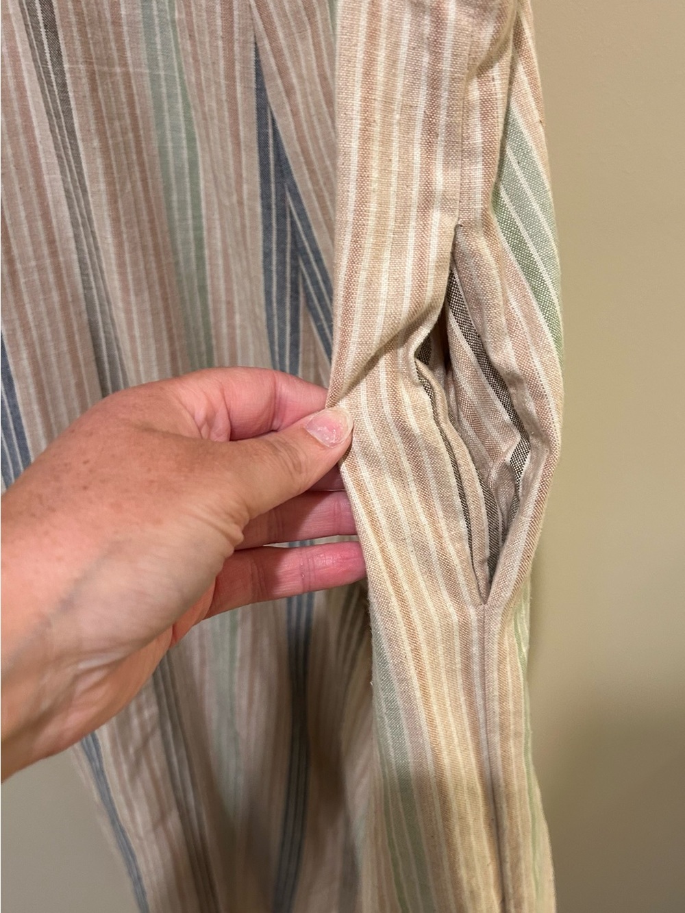 Striped Pastel Cotton Overalls with Adjustable Straps- Side & Rear Pockets OS - Picture 4 of 7